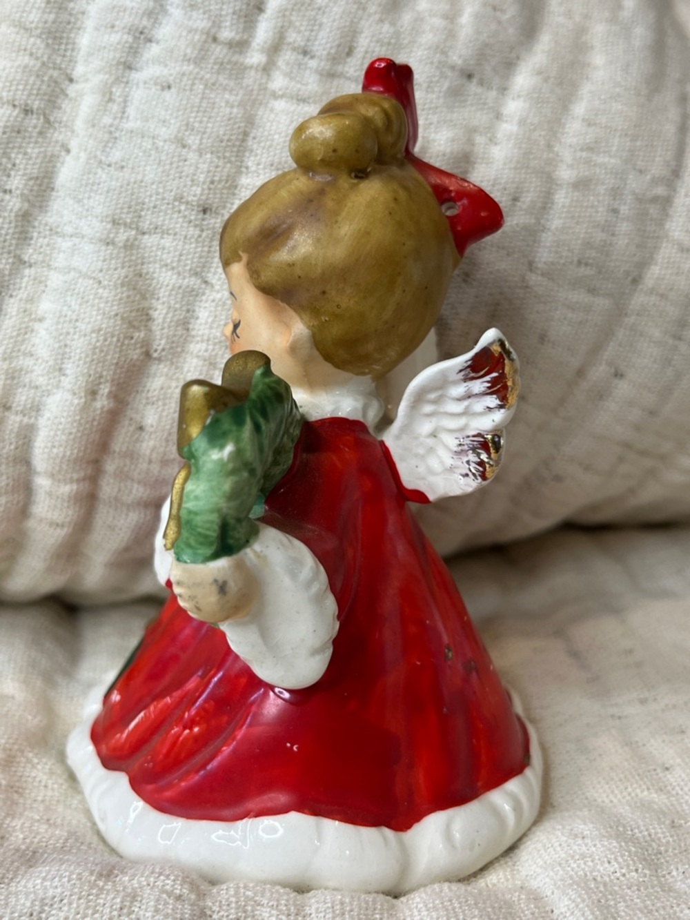 Vintage Josef Christmas
Angel Holding Holiday Wreath Ceramic *missing bell - Picture 4 of 12